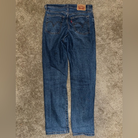 Levi Jeans - Picture 2 of 4